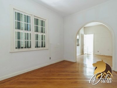 Padrão Jardim América 393m² 04 Dormitórios 04 Suítes 5 Vagas