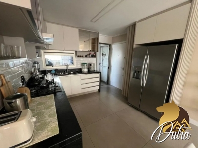 Raízes do Parque Vila Clementino 113m² 03 Dormitórios 03 Suítes 3 Vagas