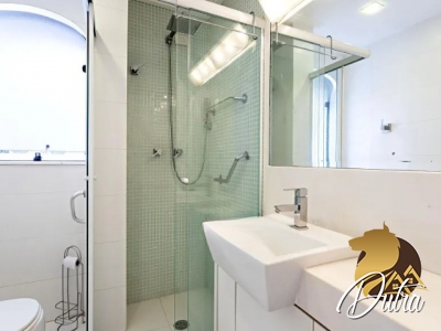 Golden Grove Pacaembu 350m² 04 Dormitórios 04 Suítes 4 Vagas