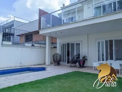 Padrão Jardim Paulista 539m² 04 Dormitórios 04 Suítes 3 Vagas