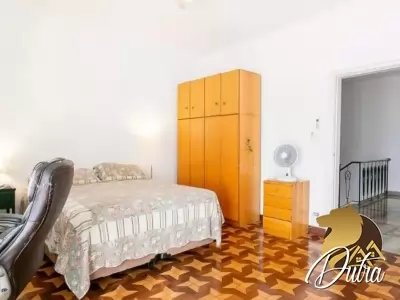 Padrão Jardim Paulista 370m² 03 Dormitórios 03 Suítes 4 Vagas