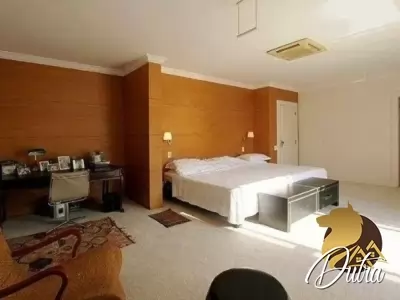 Cerqueira Cesar Cerqueira César 858m² 04 Dormitórios 04 Suítes 5 Vagas