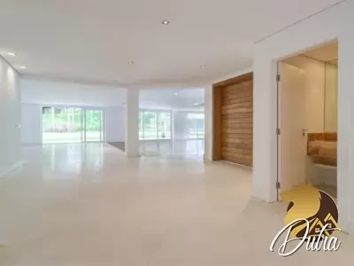 Casa de Condomínio Alto Da Boa Vista 867m² 04 Dormitórios 04 Suítes 8 Vagas