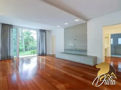 Casa de Condomínio Alto Da Boa Vista 867m² 04 Dormitórios 04 Suítes 8 Vagas