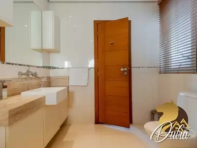 Alpha 10 Alphaville 1600m² 07 Dormitórios 05 Suítes 6 Vagas