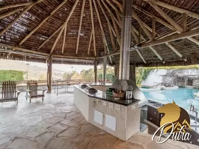 Alpha 10 Alphaville 1600m² 07 Dormitórios 05 Suítes 6 Vagas