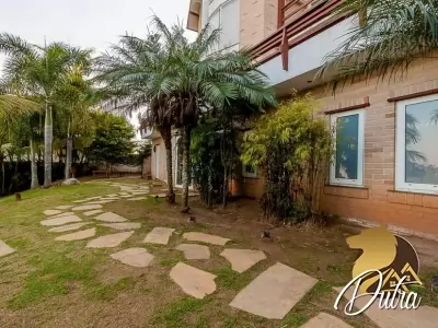 Alpha 10 Alphaville 1600m² 07 Dormitórios 05 Suítes 6 Vagas