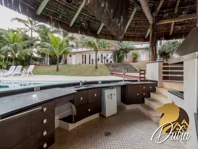 Alpha 10 Alphaville 1600m² 07 Dormitórios 05 Suítes 6 Vagas