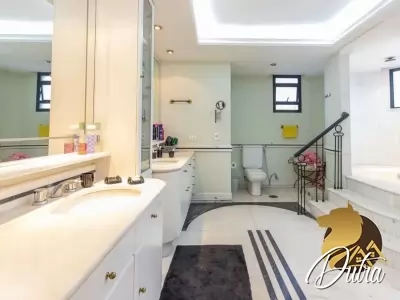 Maison Saint Valery Moema 600m² 04 Dormitórios 03 Suítes 4 Vagas