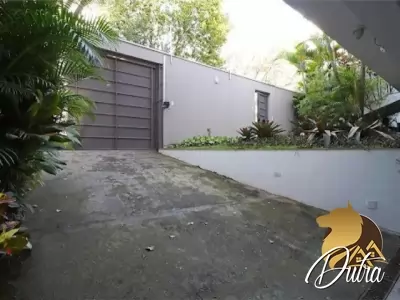 Casa na Vila Nova Conceição Vila Nova Conceição 482m² 05 Dormitórios 05 Suítes 10 Vagas