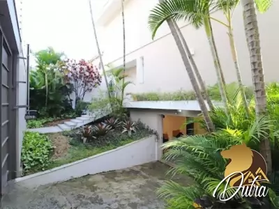 Casa na Vila Nova Conceição Vila Nova Conceição 482m² 05 Dormitórios 05 Suítes 10 Vagas