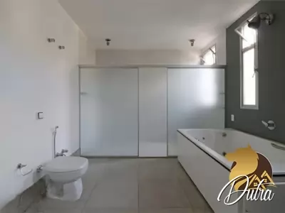 Casa na Vila Nova Conceição Vila Nova Conceição 482m² 05 Dormitórios 05 Suítes 10 Vagas