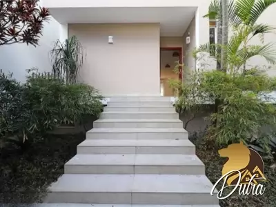 Casa na Vila Nova Conceição Vila Nova Conceição 482m² 05 Dormitórios 05 Suítes 10 Vagas