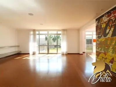 Casa na Vila Nova Conceição Vila Nova Conceição 482m² 05 Dormitórios 05 Suítes 10 Vagas