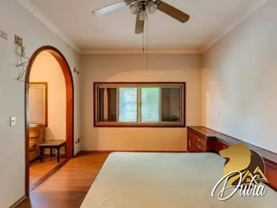 Padrão Jardim Paulista 920m² 06 Dormitórios 06 Suítes 10 Vagas