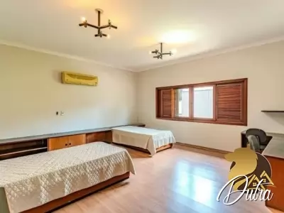 Padrão Jardim Paulista 920m² 06 Dormitórios 06 Suítes 10 Vagas