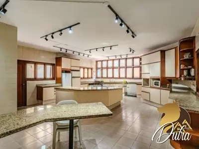 Padrão Jardim Paulista 920m² 06 Dormitórios 06 Suítes 10 Vagas