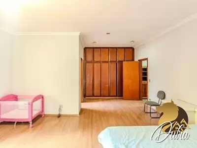 Padrão Jardim Paulista 920m² 06 Dormitórios 06 Suítes 10 Vagas