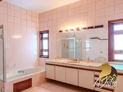 Padrão Jardim Paulista 920m² 06 Dormitórios 06 Suítes 10 Vagas