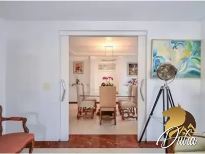 Mansão dos Vikings Brooklin 400m² 04 Dormitórios 03 Suítes 3 Vagas