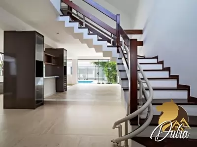 Padrão Jardim Luzitânia 400m² 04 Dormitórios 04 Suítes 3 Vagas