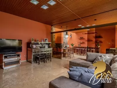 Padrão Planalto Paulista 380m² 03 Dormitórios 01 Suítes 6 Vagas