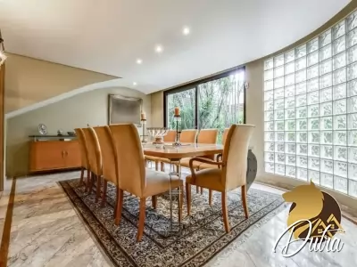 Padrão Jardim Europa 356m² 04 Dormitórios 03 Suítes 2 Vagas