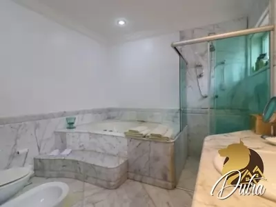 Padrão Santo Amaro 736m² 04 Dormitórios 04 Suítes 6 Vagas