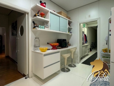 Palazzo Splendido Jardim Vila Mariana 330m² 04 Dormitórios 03 Suítes 5 Vagas