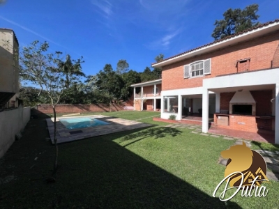 Casa de Vila Jardim Riviera 450m² 03 Dormitórios 03 Suítes 4 Vagas