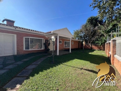 Casa de Vila Jardim Riviera 450m² 03 Dormitórios 03 Suítes 4 Vagas