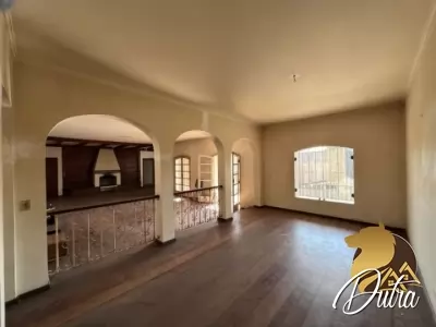 Casa de Vila Jardim Riviera 450m² 03 Dormitórios 03 Suítes 4 Vagas