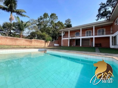 Casa de Vila Jardim Riviera 450m² 03 Dormitórios 03 Suítes 4 Vagas