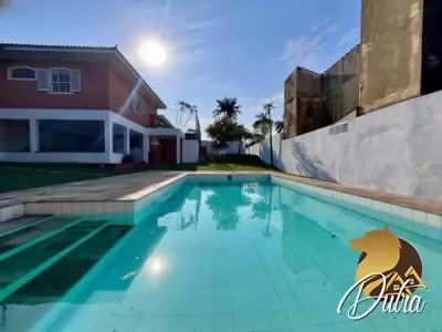 Casa de Vila Jardim Riviera 450m² 03 Dormitórios 03 Suítes 4 Vagas