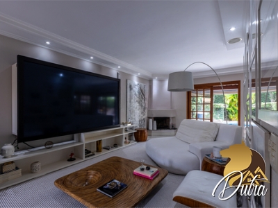 Los Alamos Chácara Monte Alegre 456m² 04 Dormitórios 02 Suítes 4 Vagas