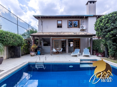 Los Alamos Chácara Monte Alegre 456m² 04 Dormitórios 02 Suítes 4 Vagas