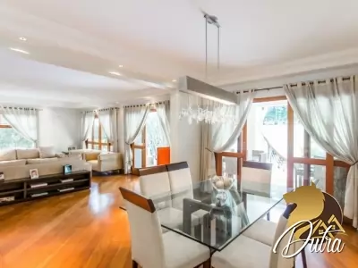 Vila Residencial Giardino Di Milano Alto da Boa Vista 630m² 05 Dormitórios 04 Suítes 6 Vagas