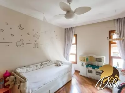 Vila Residencial Giardino Di Milano Alto da Boa Vista 630m² 05 Dormitórios 04 Suítes 6 Vagas