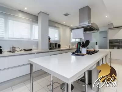 Henry Cerqueira César 326m² 02 Dormitórios 02 Suítes 2 Vagas