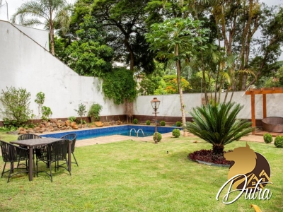 Casa de Vila Jardim Morumbi 695m² 05 Dormitórios 04 Suítes 10 Vagas