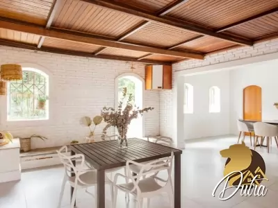 Casa de Vila Jardim Morumbi 695m² 05 Dormitórios 04 Suítes 10 Vagas