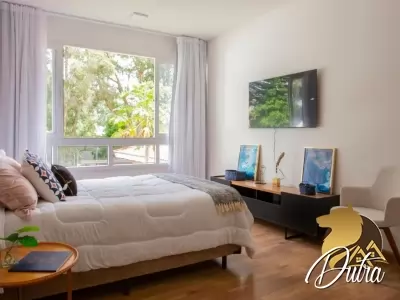 Casa de Vila Jardim Morumbi 695m² 05 Dormitórios 04 Suítes 10 Vagas