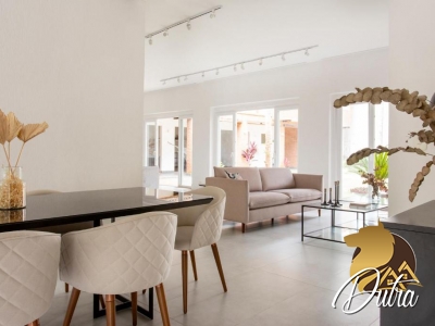 Casa de Vila Jardim Morumbi 695m² 05 Dormitórios 04 Suítes 10 Vagas