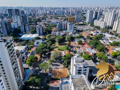 Castel de Ravena Campo Belo 446m² 05 Dormitórios 05 Suítes 4 Vagas