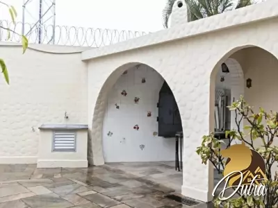 Casa de Vila Jardim Guedala 600m² 04 Dormitórios 04 Suítes 5 Vagas