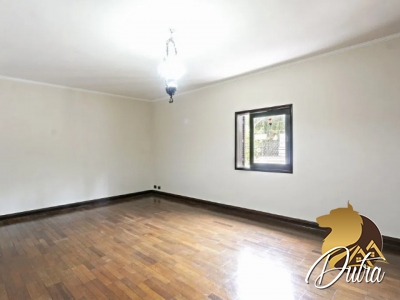 Casa de Vila Jardim Guedala 600m² 04 Dormitórios 04 Suítes 5 Vagas