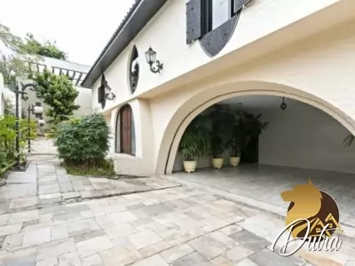 Casa de Vila Jardim Guedala 600m² 04 Dormitórios 04 Suítes 5 Vagas