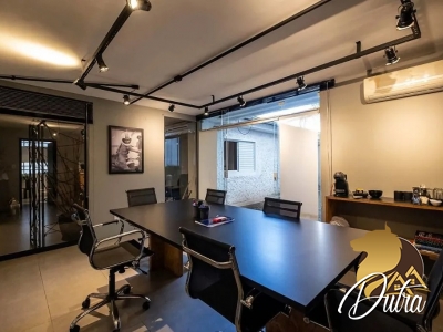 Casa Comercial Alto de Pinheiros 475m² 02 Dormitórios 9 Vagas