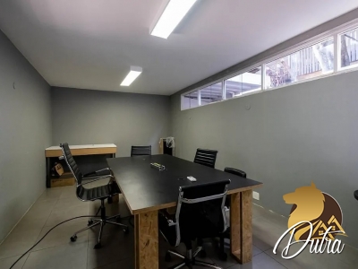 Casa Comercial Alto de Pinheiros 475m² 02 Dormitórios 9 Vagas