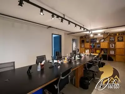 Casa Comercial Alto de Pinheiros 475m² 02 Dormitórios 9 Vagas